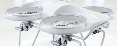 „Yeair!“ – benzininis-elektrinis kvadrokopteris „Yeair!“ – benzininis-elektrinis kvadrokopteris