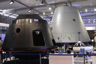Rusai pirmą kartą pademonstravo, kaip atrodys jų kuriamas ateities pilotuojamas erdvėlaivis Rusai pirmą kartą pademonstravo, kaip atrodys jų kuriamas ateities pilotuojamas erdvėlaivis