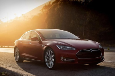 „Tesla Model S P85D“ elektromobilis „Tesla Model S P85D“ elektromobilis