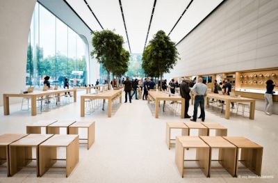 Nauja Jony Ive’o „Apple“ parduotuvių vizija – su gyvais medžiais Nauja Jony Ive’o „Apple“ parduotuvių vizija – su gyvais medžiais