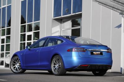 „Brabus“ prikišo rankas prie „Tesla“ „Brabus“ prikišo rankas prie „Tesla“