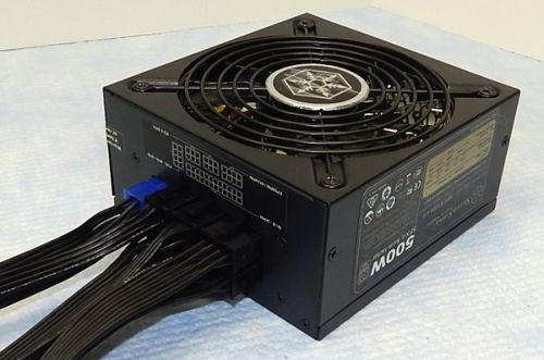 Mažas PSU dideliame suvalkiečio korpuse: „Silverstone SX500-LG“ apžvalga Mažas PSU dideliame suvalkiečio korpuse: „Silverstone SX500-LG“ apžvalga