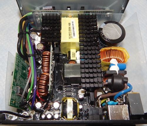 Mažas PSU dideliame suvalkiečio korpuse: „Silverstone SX500-LG“ apžvalga Mažas PSU dideliame suvalkiečio korpuse: „Silverstone SX500-LG“ apžvalga
