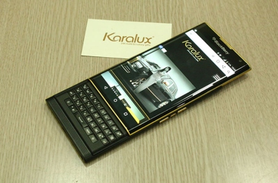 „BlackBerry Priv“ su aukso intarpais kainuos 1300 dolerių „BlackBerry Priv“ su aukso intarpais kainuos 1300 dolerių
