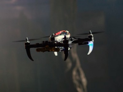 „Qualcomm Snapdragon Flight“ pavers dronus išmanesniais