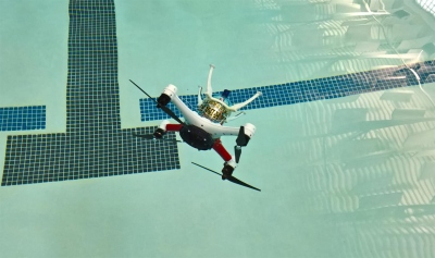 Skristi, nardyti ir plaukti pajėgus „Loon Copter“ dronas