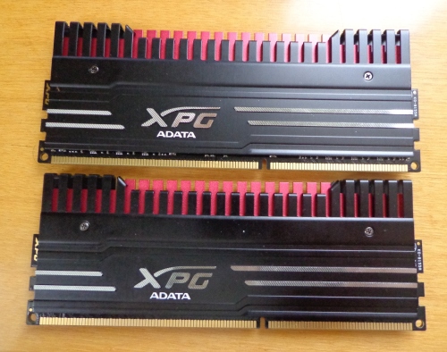 „AData XPG v3 16 GB 2400 MHz“ atminties apžvalga