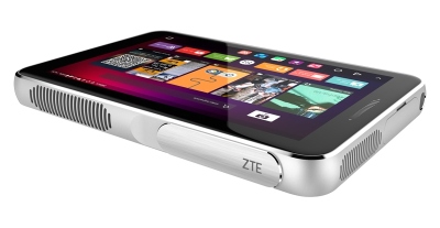 Išmanusis projektorius „ZTE Spro Plus“ su 2K ekranu ir LTE palaikymu Išmanusis projektorius „ZTE Spro Plus“ su 2K ekranu ir LTE palaikymu