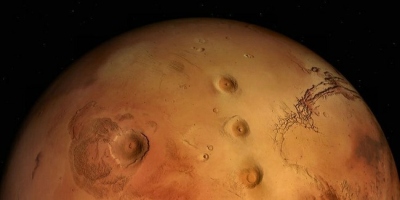 Po supergalingo ugnikalnio išsiveržimo Marse pasviro planetos ašis Po supergalingo ugnikalnio išsiveržimo Marse pasviro planetos ašis