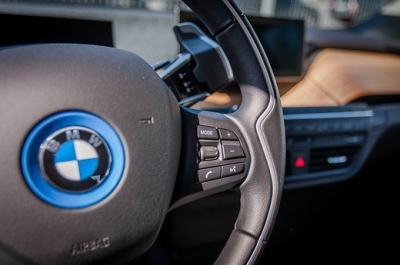 BMW vadovai palaimino dar vieno elektromobilio gamybą BMW vadovai palaimino dar vieno elektromobilio gamybą