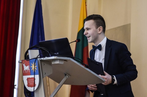 KTU SA prezidentas Tautvydas Šimanauskas: darbo rinkoje auga universalių specialistų poreikis KTU SA prezidentas Tautvydas Šimanauskas: darbo rinkoje auga universalių specialistų poreikis