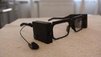 Lenkai 3D spausdintuvu pagamino išmaniuosius akinius akliesiems Lenkai 3D spausdintuvu pagamino išmaniuosius akinius akliesiems