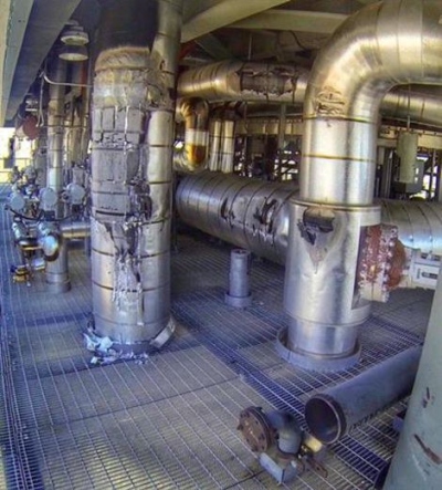 Savaime užsiliepsnojo didžiausia planetoje saulės energijos jėgainė Savaime užsiliepsnojo didžiausia planetoje saulės energijos jėgainė