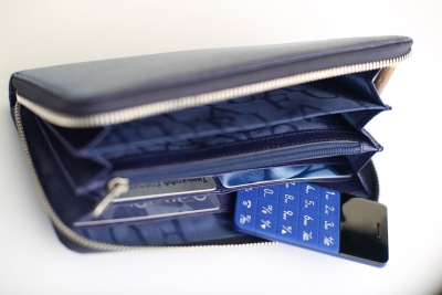 Balta varna išmaniųjų telefonų pasaulyje „Elari CardPhone“ Balta varna išmaniųjų telefonų pasaulyje „Elari CardPhone“