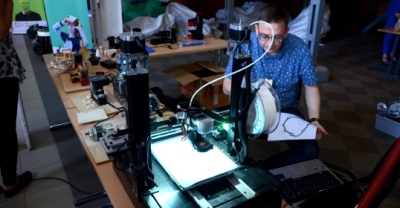 „Vilnius Mini Maker Faire“ šeštadienį subūrė įspūdingiausius lietuvių išradimus „Vilnius Mini Maker Faire“ šeštadienį subūrė įspūdingiausius lietuvių išradimus