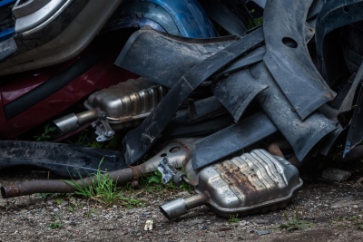Nemokančių už automobilių atliekų tvarkymą laukia baudos Nemokančių už automobilių atliekų tvarkymą laukia baudos