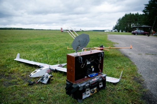 Bandomi pažaboti dronų turėtojai