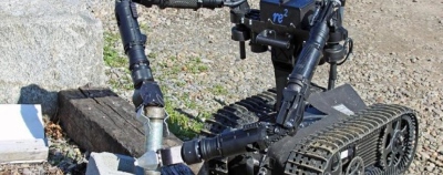 „HDMS 551s1“ – protingas dvirankis robotas, skirtas kariškiam „HDMS 551s1“ – protingas dvirankis robotas, skirtas kariškiam