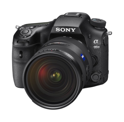 „Sony“ pristatė geriausią alfa serijos fotoaparatą – naująjį „ɑ 99 II“ „Sony“ pristatė geriausią alfa serijos fotoaparatą – naująjį „ɑ 99 II“