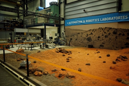 „ExoMars“ mokslininkas: nesu tiek pamišęs, kad į Marsą vykčiau be bilieto atgal „ExoMars“ mokslininkas: nesu tiek pamišęs, kad į Marsą vykčiau be bilieto atgal