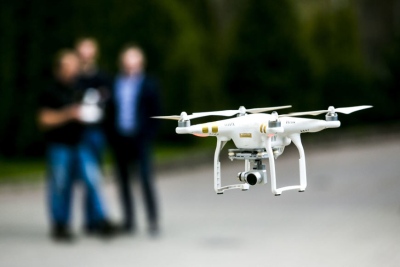 Švedijoje uždraustas dronų su kameromis neribotas naudojimas