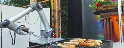 Robotas „FZI BratWurst“ moka kepti dešreles Robotas „FZI BratWurst“ moka kepti dešreles