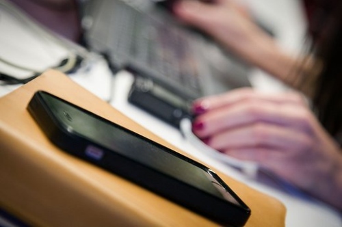 Klaidingi įsitikinimai: tai darydami tik kenkiate išmaniajam telefonui Klaidingi įsitikinimai: tai darydami tik kenkiate išmaniajam telefonui