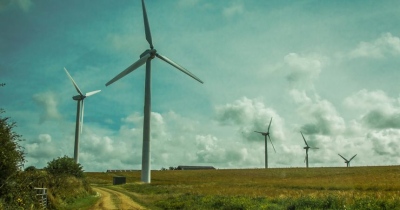 2016 m. prie perdavimo tinklo prijungta rekordinė vėjo parkų galia