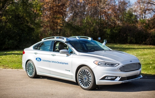 Ateitis atvažiuoja pati: kaip veikia autonominis „Ford Fusion Hybrid“