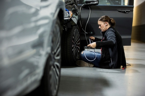 Ateitis atvažiuoja pati: kaip veikia autonominis „Ford Fusion Hybrid“