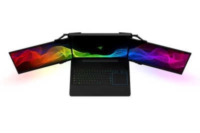 „Razer“ pristatė nešiojamąjį kompiuterį su trimis monitoriais