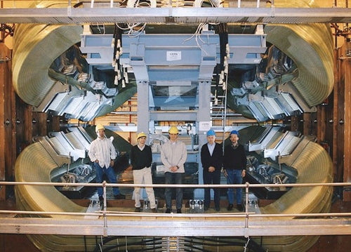 LHC iš karto atrastos penkios naujos būsenos