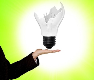 Viskas, ką reikia žinoti apie lemputes: draudžiamos, pavojingos ir brangios