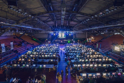 „InfoShow LAN Party“ metu e. sporto gerbėjai išsidalys prizų už 15000 eurų