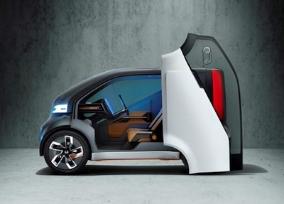 „Hondos“ vizijoje – elektrinė automobilių ateitis ir dirbtinis intelektas