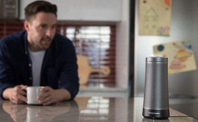 „Microsoft“ ir „Harman Kardon“ pristatė išmanųjį garsiakalbį „Invoke“ su „Cortana“ „Microsoft“ ir „Harman Kardon“ pristatė išmanųjį garsiakalbį „Invoke“ su „Cortana“