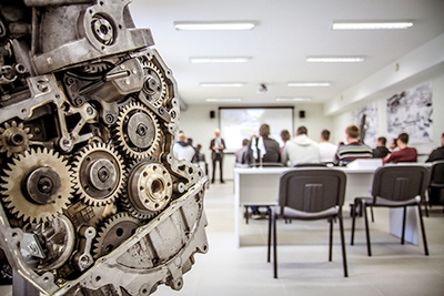 Kauno technikos kolegijoje atidaryta „Volkswagen“ laboratorija