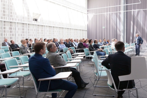 Vilniaus universiteto laboratorijose lankėsi NATO inžinieriai