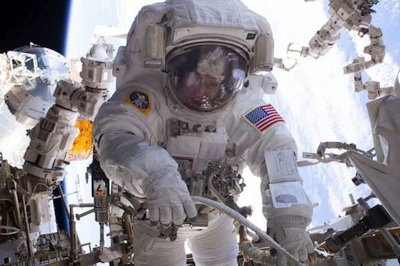 NASA antradienį siunčia astronautus į atvirą kosmosą – sugedo TKS kompiuteris NASA antradienį siunčia astronautus į atvirą kosmosą – sugedo TKS kompiuteris
