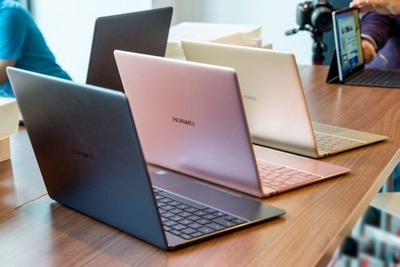 „Huawei“ pristatė 13 colių nešiojamąjį kompiuterį „MateBook X“