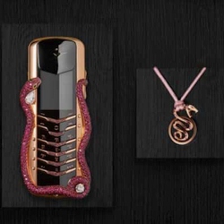 „Vertu“ išleido telefoną „Signature Cobra“, už kurį prašys 350 000 dolerių