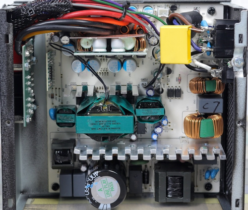 Pats tyliausias nebrangus maitinimo blokas: „Chieftec Smart 750 W“ apžvalga Pats tyliausias nebrangus maitinimo blokas: „Chieftec Smart 750 W“ apžvalga