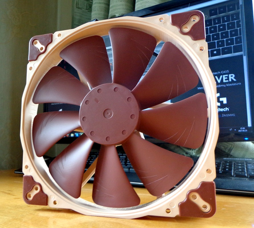 Didžiausi ir ploniausi „Noctua“: NF-A12x15 ir NF-A20 ventiliatorių apžvalga Didžiausi ir ploniausi „Noctua“: NF-A12x15 ir NF-A20 ventiliatorių apžvalga