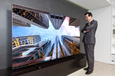 „Samsung“ išleido 88 colių QLED televizorių už 20 tūkstančių dolerių „Samsung“ išleido 88 colių QLED televizorių už 20 tūkstančių dolerių
