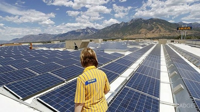 IKEA pradeda pardavinėti saulės energijos skydelius ir akumuliatorius IKEA pradeda pardavinėti saulės energijos skydelius ir akumuliatorius