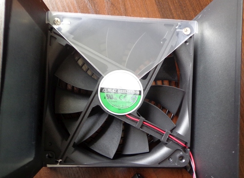 Puota bado metu – „Chieftec Proton“ 1 kW PSU apžvalga