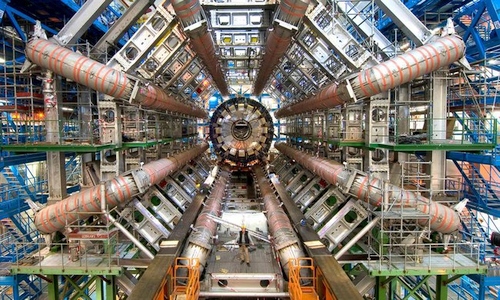 Dar vienas fantastiškas LHC pasiekimas patvirtino kvantinės fizikos prognozes: ATLAS tiesiogiai užfiksavo kaip šviesa veikia šviesą