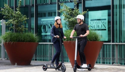 „Segway“ pristato lengvus išmaniuosius el. paspirtukus, kurie yra greitesni ir gali nuvažiuoti didesnį atstumą