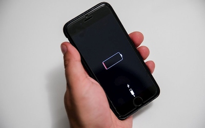 Atnaujinta „iOS 11“: prastos naujienos „iPhone“ baterijoms