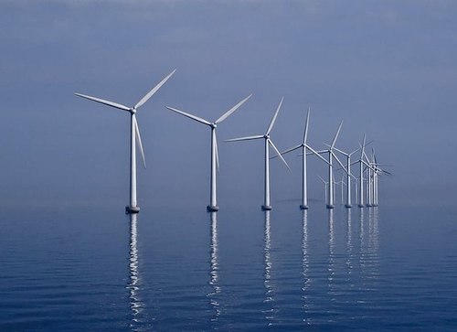 Vėjo jėgainės gali gaminti pakankamai energijos visai Žemei. Tai siaubinga idėja?